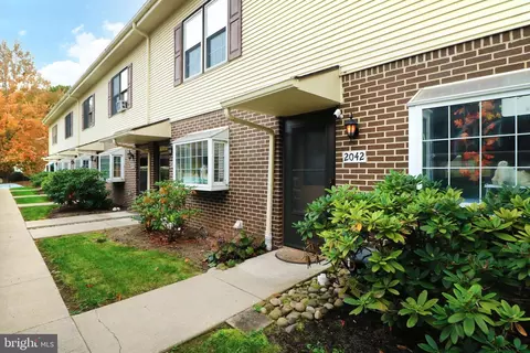 2042 Mary Ellen Ln, State College, PA 16803