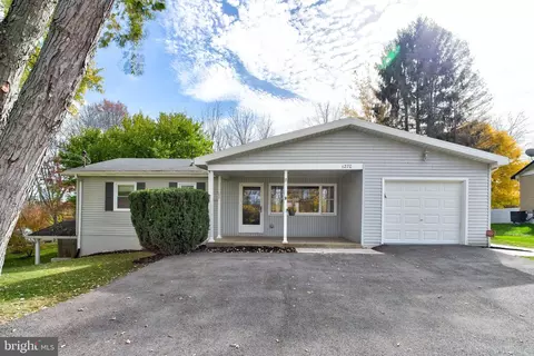 1270 Circleville Rd, State College, PA 16803