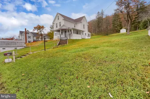 1135 Valley View Rd, Bellefonte, PA 16823