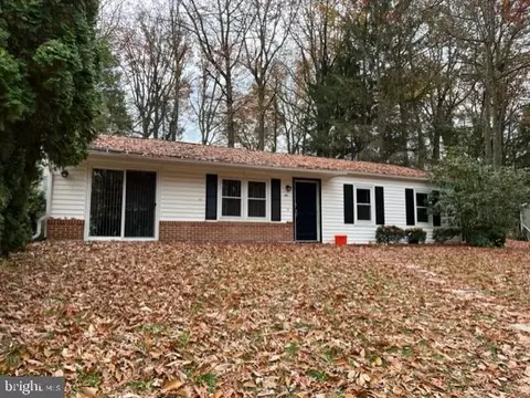 1938 Fairwood Ln, State College, PA 16803