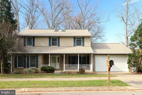 211 Camelot Ln, State College, PA 16803