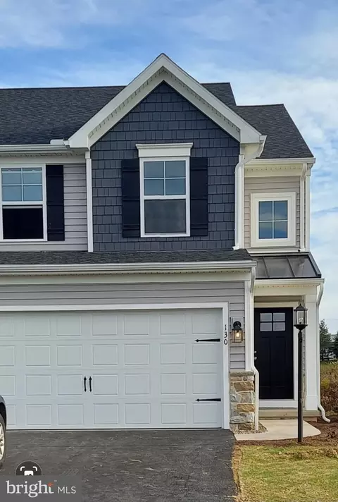 130 Magnolia Ln, State College, PA 16803