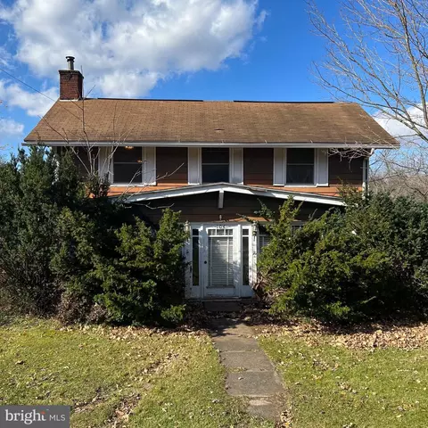 104 N 4th St, Snow Shoe, PA 16874