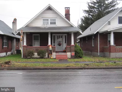 215 Turnpike St, Milesburg, PA 16853