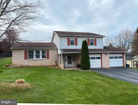 1629 Hawthorn Dr, State College, PA 16801