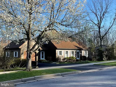 785 Walnut Spring Ln, State College, PA 16801