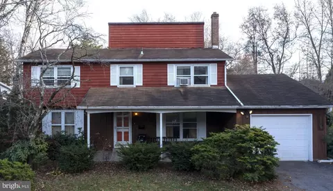 1106 Westerly Pkwy, State College, PA 16801