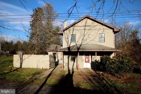 6309 W Whitehall Rd, Pennsylvania Furnace, PA 16865