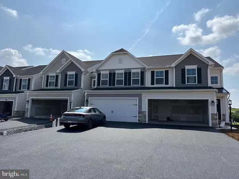 122 Magnolia Ln, State College, PA 16803