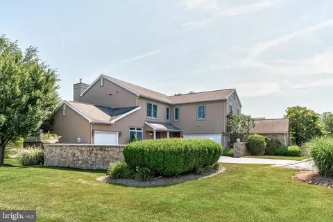 102 Asbury Ln, State College, PA 16801