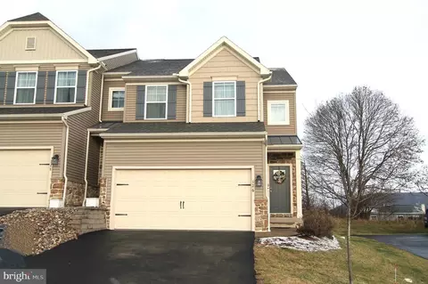 126 Towhee Dr, Boalsburg, PA 16827