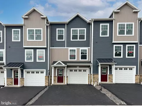 112 Dolomite Dr, Port Matilda, PA 16870