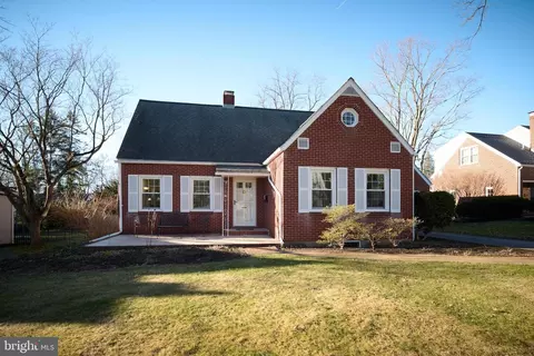 539 Ridge Ave, State College, PA 16803