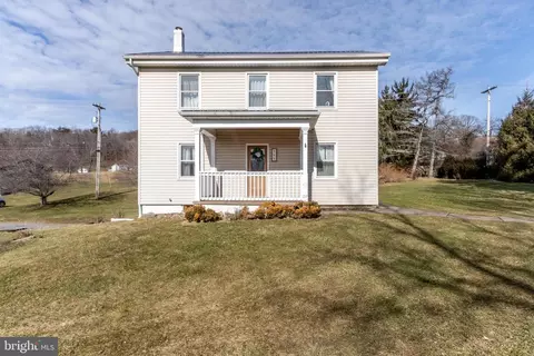 365 Smith Rd, Port Matilda, PA 16870