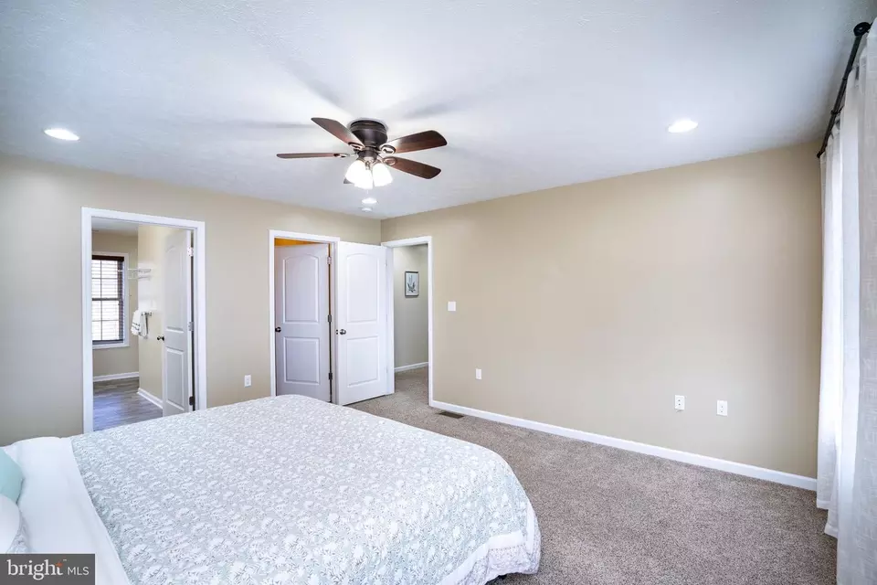 Bedroom - 231 Bolton Ave, State College, PA 16803 photo 4 of 7