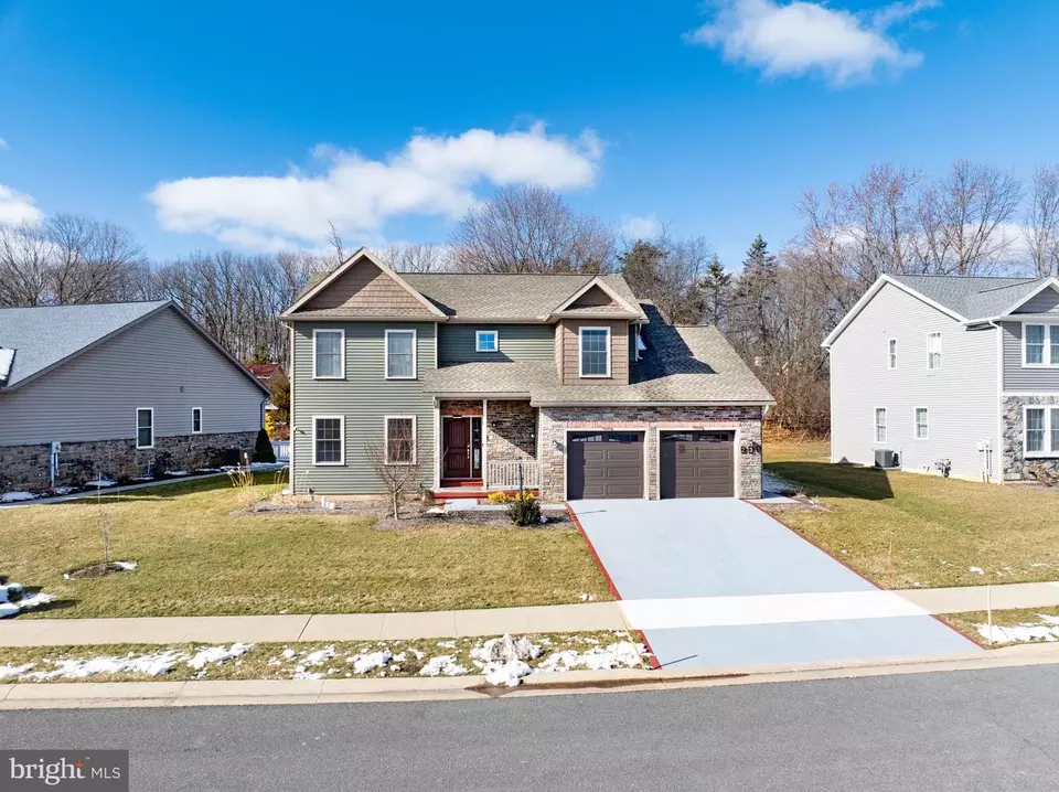 Exterior - 231 Bolton Ave, State College, PA 16803 photo 4 of 8