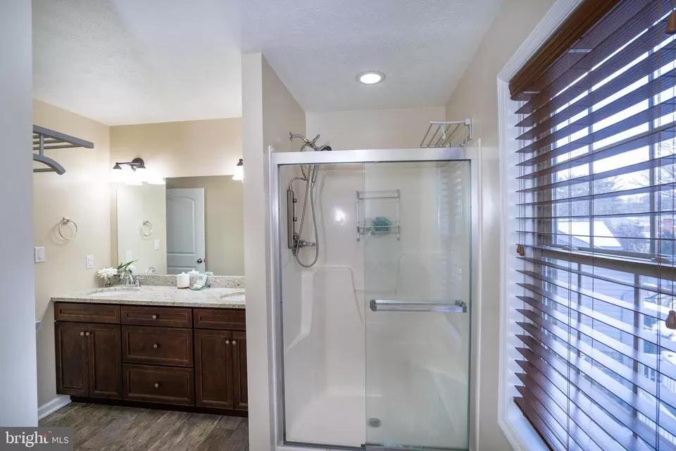 Bath - 231 Bolton Ave, State College, PA 16803 photo 4 of 8