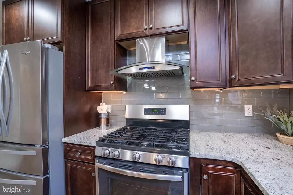 Kitchen - 231 Bolton Ave, State College, PA 16803 photo 4 of 6