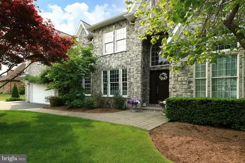 451 Brandywine Dr, State College, PA 16801