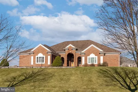 483 Hunter Ave, State College, PA 16801