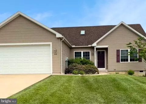 210 Timberwood Trl, Centre Hall, PA 16828