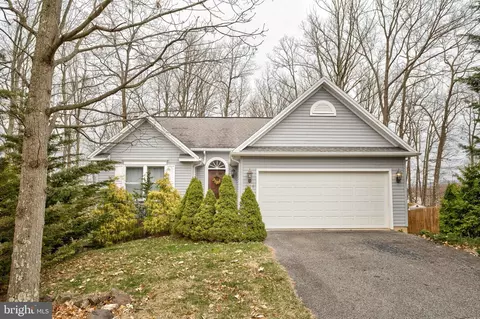 325 Ghaner Dr, State College, PA 16803