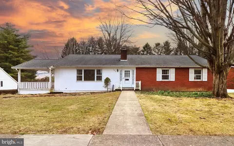 272 Bradley Ave, State College, PA 16801