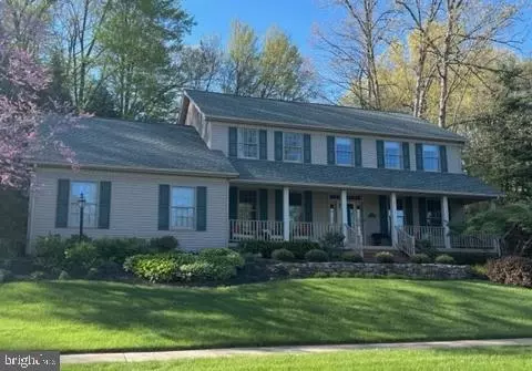 2385 Pine Hurst Dr, State College, PA 16803