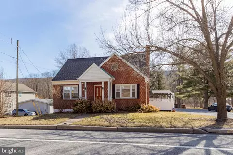 800 E Plank Rd, Port Matilda, PA 16870