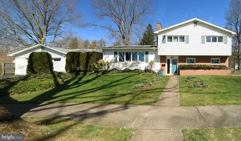 647 Franklin St, State College, PA 16803