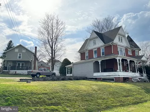 476 480 482 Walnut St, Howard, PA 16841