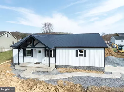 124 Mill St, Millheim, PA 16854