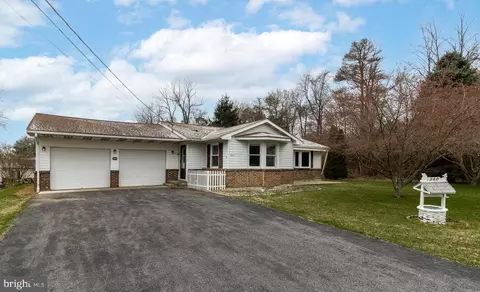 260 Plainfield Rd, Pennsylvania Furnace, PA 16865