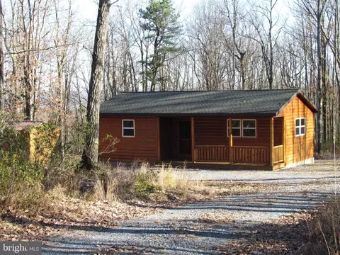 285 E Snow, Shoe, PA 16874
