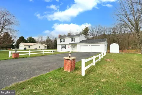 111 Buckhorn Rd, Port Matilda, PA 16870