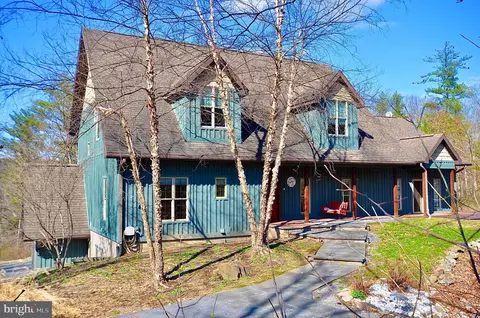 111 Kennel Ln, Port Matilda, PA 16870