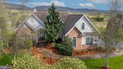 457 Timberton Cir, Bellefonte, PA 16823