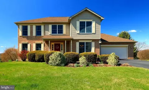 136 Claremont Ave, State College, PA 16801