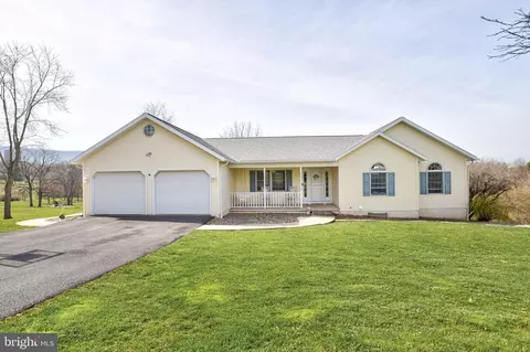 124 Obsidian Ct, Bellefonte, PA 16823