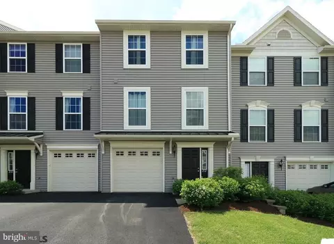 212 Kestrel Ln, Boalsburg, PA 16827