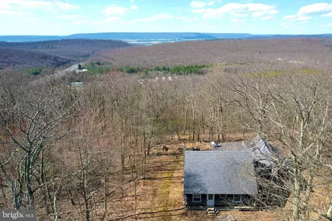 187 Lloyd Ave, Spring Mills, PA 16875