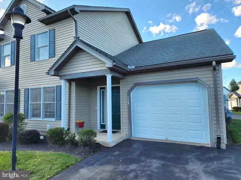 128 Winchester Ct, State College, PA 16801