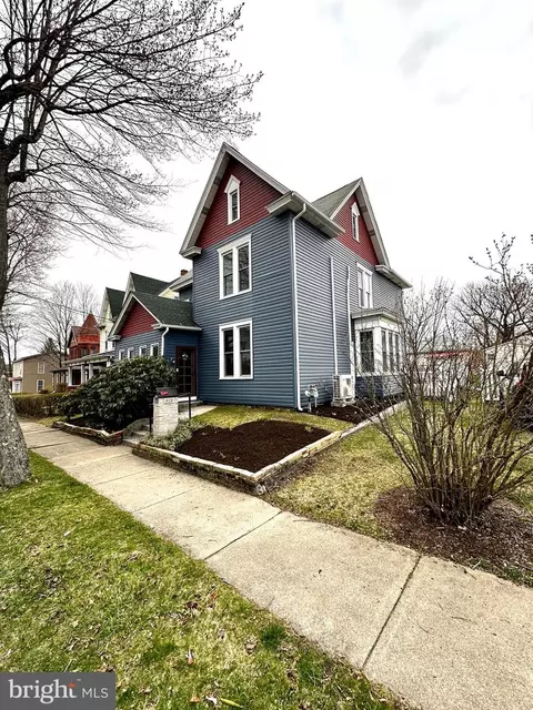 212 N 7th St, Philipsburg, PA 16866