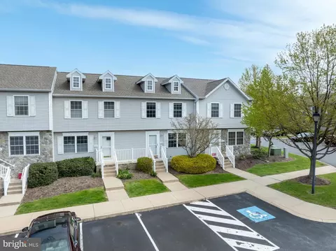 129 Birchtree Ct, State College, PA 16801