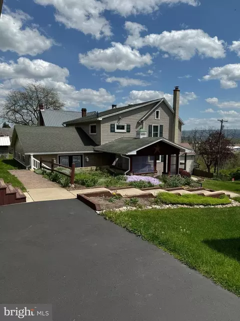 1017 Valley View Rd, Bellefonte, PA 16823