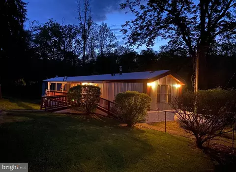 3773 N Atherton St, Port Matilda, PA 16870