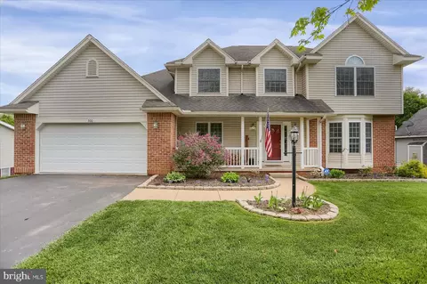 300 Rosemont Dr, State College, PA 16801