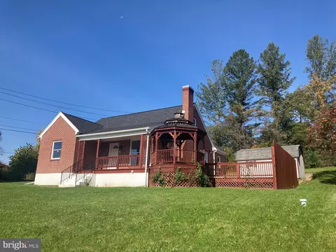 200 E Main St, Millheim, PA 16854