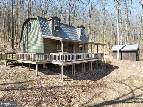 234 Ferds Rd, Snow Shoe, PA 16874