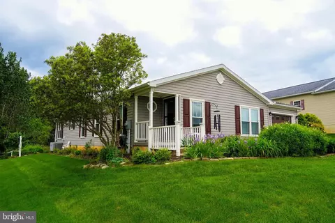 110 Rock Forge Rd, State College, PA 16803